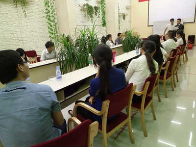 東莞市長(zhǎng)郡教育咨詢